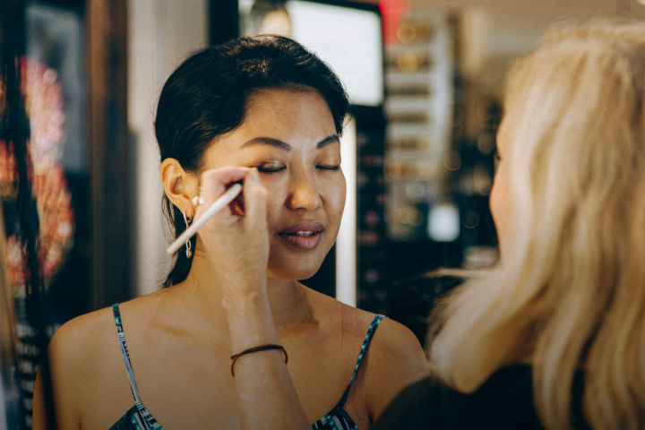 Makeup Salon